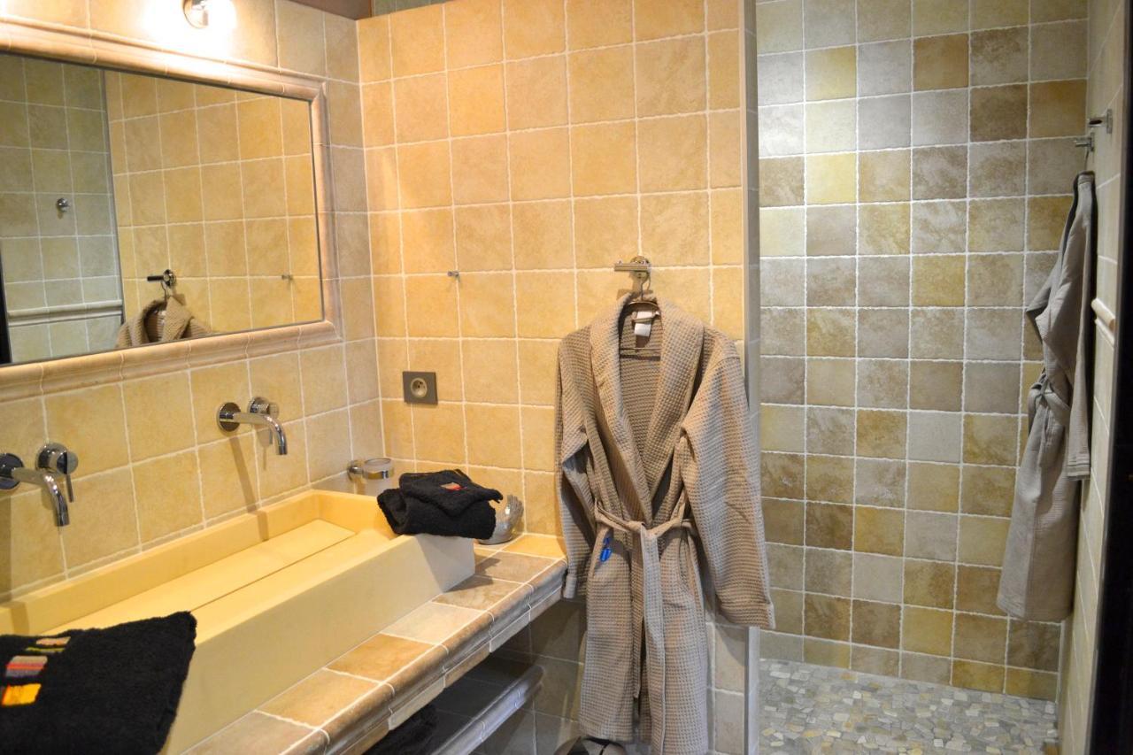 Les Tamaris Bed & Breakfast Castelnau-sur-Gupie Exterior photo