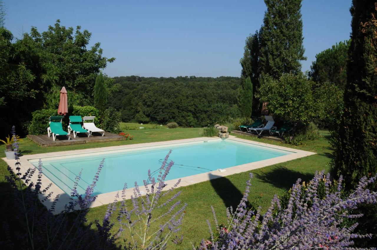 Les Tamaris Bed & Breakfast Castelnau-sur-Gupie Exterior photo