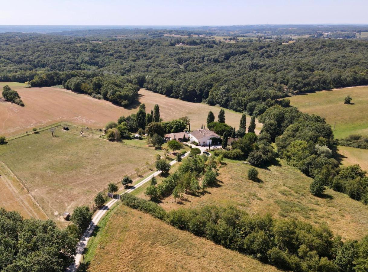 Les Tamaris Bed & Breakfast Castelnau-sur-Gupie Exterior photo