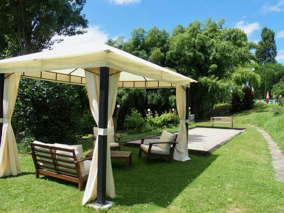 Les Tamaris Bed & Breakfast Castelnau-sur-Gupie Exterior photo
